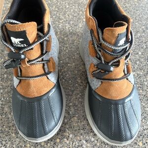 Sorel Gray and Brown Waterproof Duck Boots